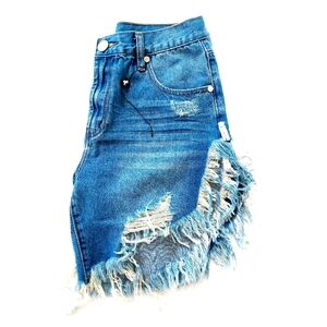 NWT Destructed Mid Length Denim Shorts sz 26 Style 26708 One Teaspoon